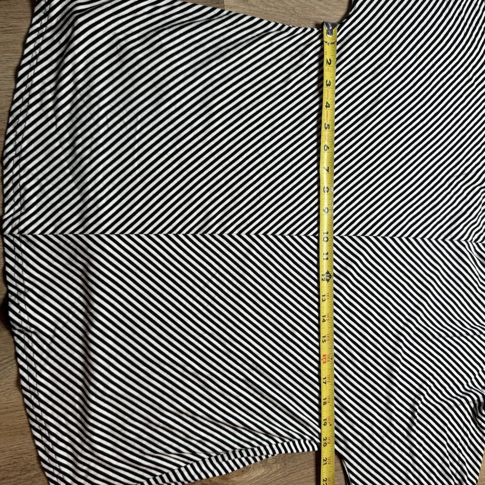 Chico's‎ women's black and white stripe 3/4 sleeve top Size L - Picture 6 of 6
